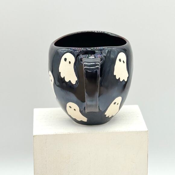 2 Anthropologie Vida Stoneware Icon Mugs Bat & Ghost Mug Set Halloween NEW - Picture 13 of 15